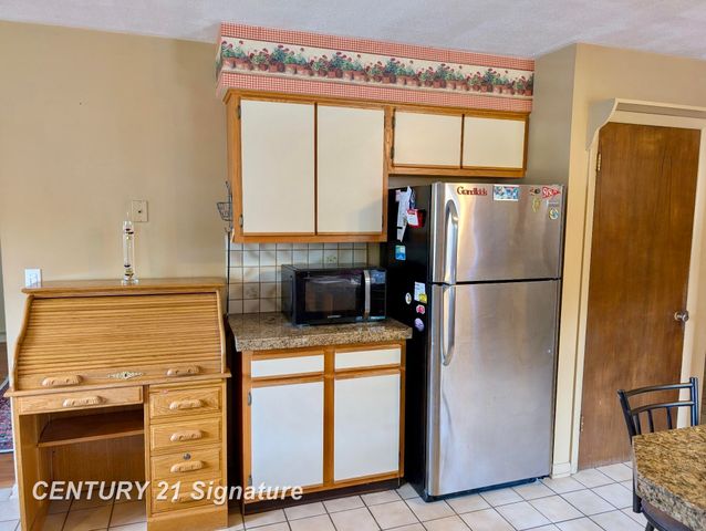 5171 Kenora Drive, Saginaw, MI 48604
