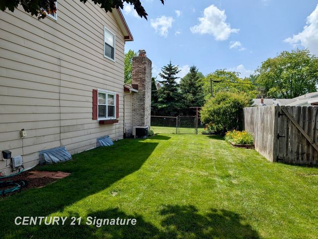 5171 Kenora Drive, Saginaw, MI 48604