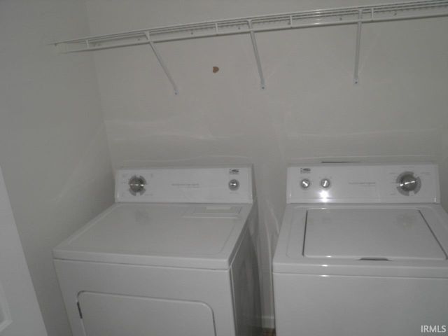 2712 E Bressingham Way, Bloomington, IN 47401