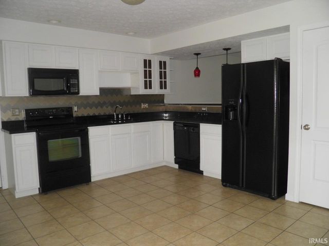 2712 E Bressingham Way, Bloomington, IN 47401