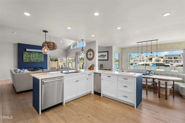 2230 Jamestown Lane, Oxnard, CA 93035