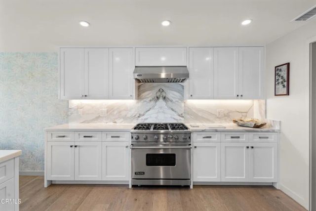 2230 Jamestown Lane, Oxnard, CA 93035
