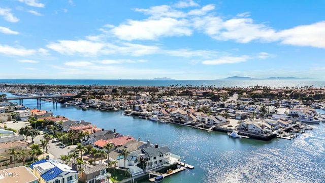2230 Jamestown Lane, Oxnard, CA 93035