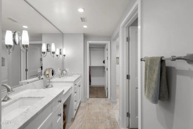 2230 Jamestown Lane, Oxnard, CA 93035