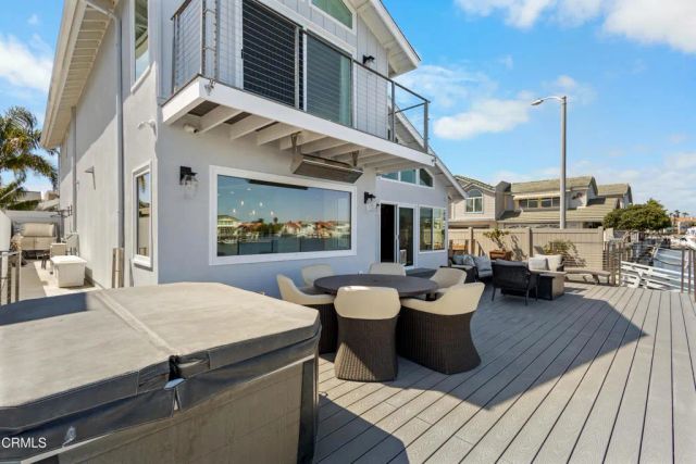 2230 Jamestown Lane, Oxnard, CA 93035