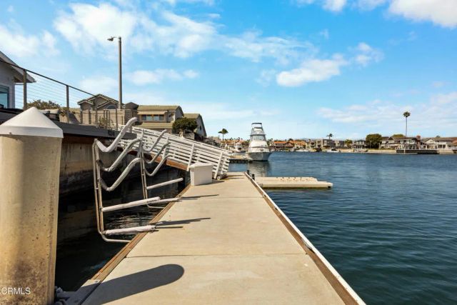 2230 Jamestown Lane, Oxnard, CA 93035