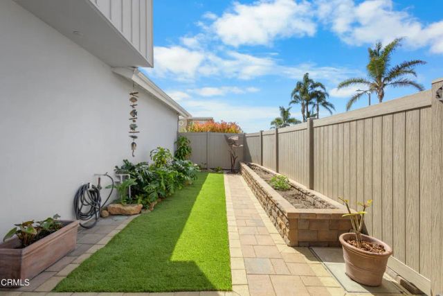 2230 Jamestown Lane, Oxnard, CA 93035
