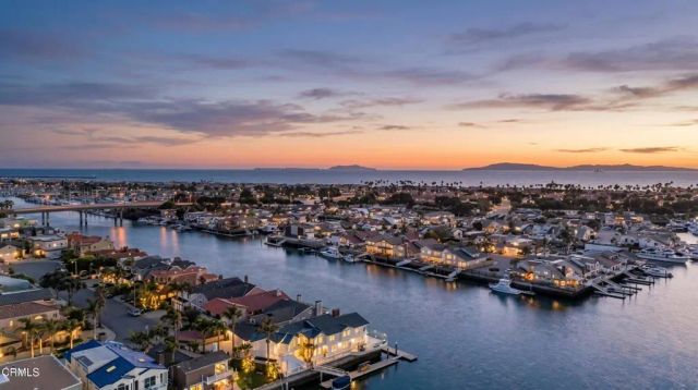 2230 Jamestown Lane, Oxnard, CA 93035