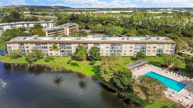 1702 Andros Isle E1, Coconut Creek, FL 33066