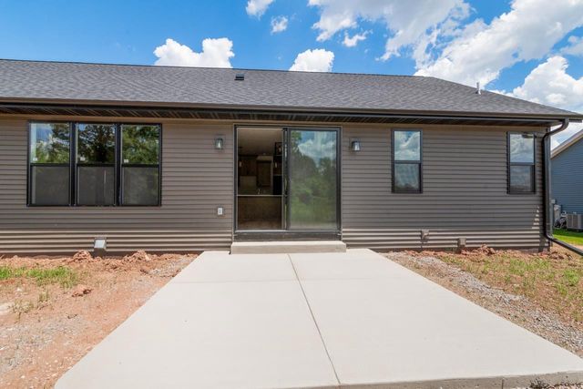 2599 N STELLITA CIRCLE, De Pere, WI 54115