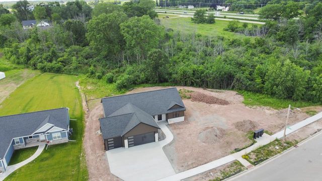 2599 N STELLITA CIRCLE, De Pere, WI 54115