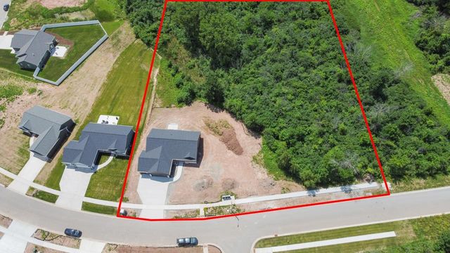 2599 N STELLITA CIRCLE, De Pere, WI 54115