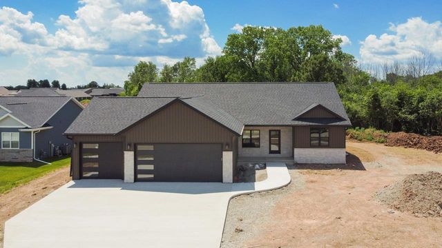 2599 N STELLITA CIRCLE, De Pere, WI 54115