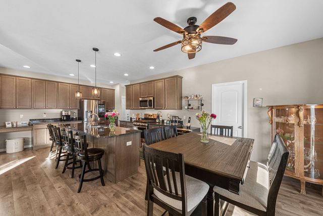 2400 Dowling Street, Valparaiso, IN 46385