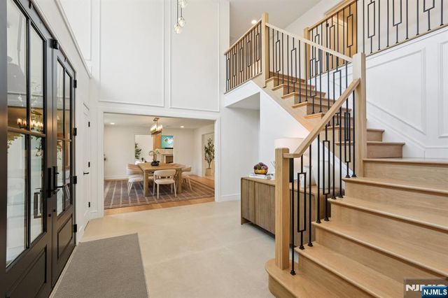 388 Freemans Lane, Franklin Lakes, NJ 07417