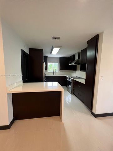 9210 SW 73rd Rd 9210, Pinecrest, FL 33156