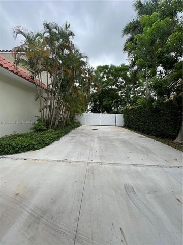 9210 SW 73rd Rd 9210, Pinecrest, FL 33156