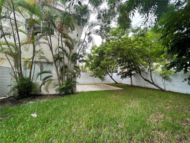 9210 SW 73rd Rd 9210, Pinecrest, FL 33156