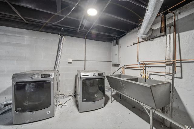 107 E 149th Street, Harvey, IL 60426