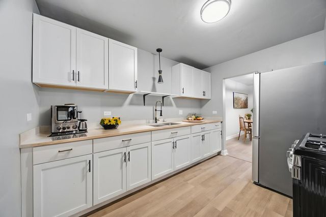 107 E 149th Street, Harvey, IL 60426