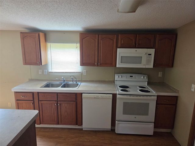 345 County Road 4231, Mt Pleasant, TX 75455