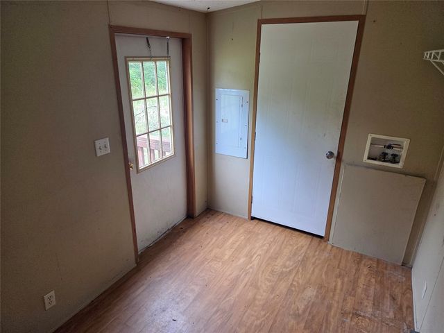 345 County Road 4231, Mt Pleasant, TX 75455