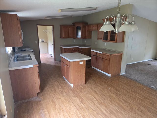 345 County Road 4231, Mt Pleasant, TX 75455