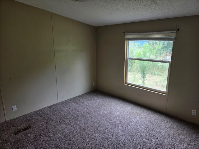 345 County Road 4231, Mt Pleasant, TX 75455