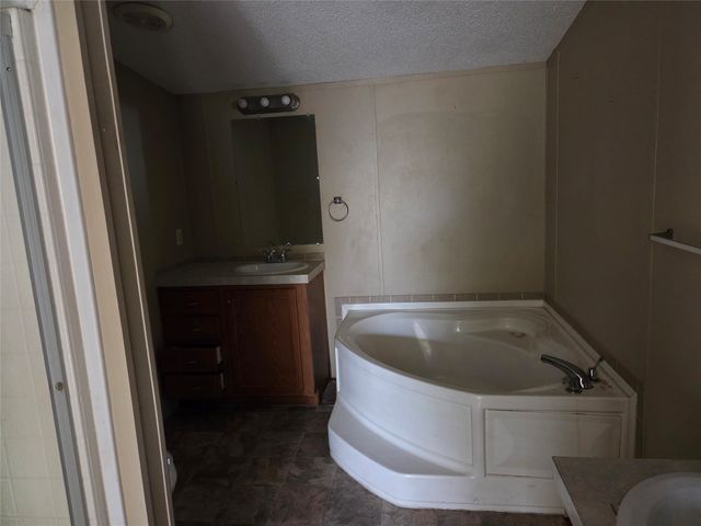 345 County Road 4231, Mt Pleasant, TX 75455