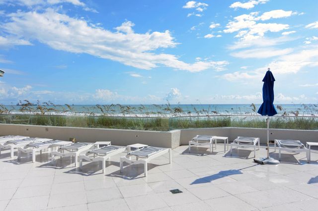 5510 N Ocean Drive 21-D, Singer Island, FL 33404