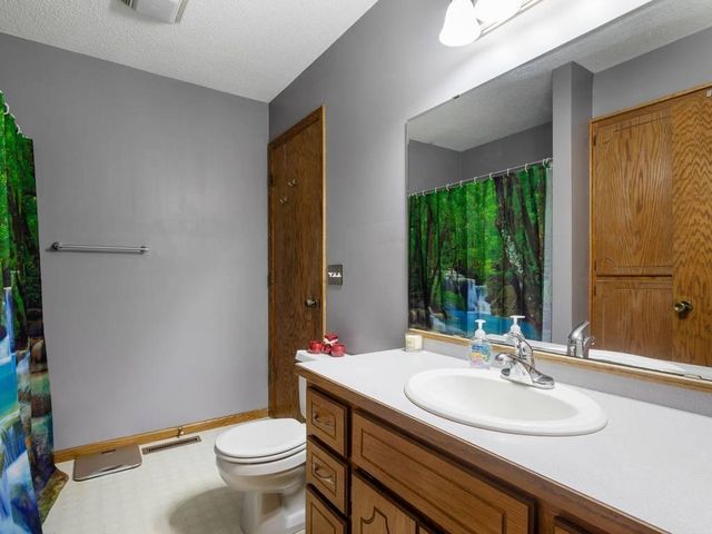 15781 Azurite Court NW, Anoka, MN 55303