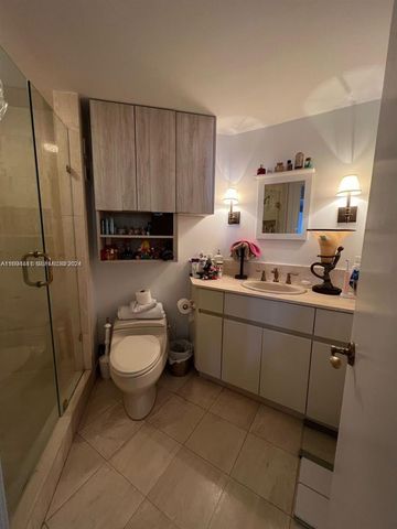 3000 Island Boulevard 1201, Aventura, FL 33160
