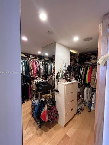 3000 Island Boulevard 1201, Aventura, FL 33160