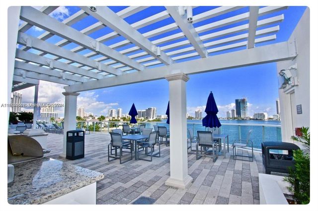 3000 Island Boulevard 1201, Aventura, FL 33160