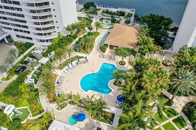 3000 Island Boulevard 1201, Aventura, FL 33160