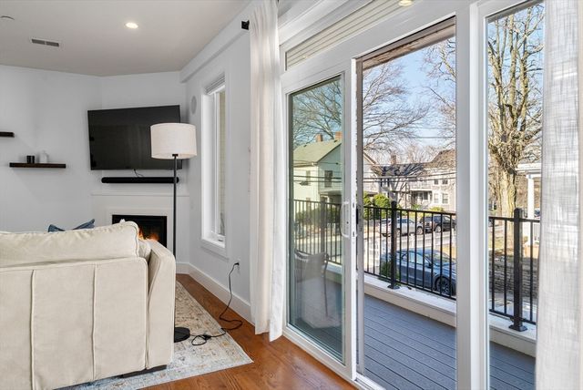 6 Ashland 2, Boston, MA 02122