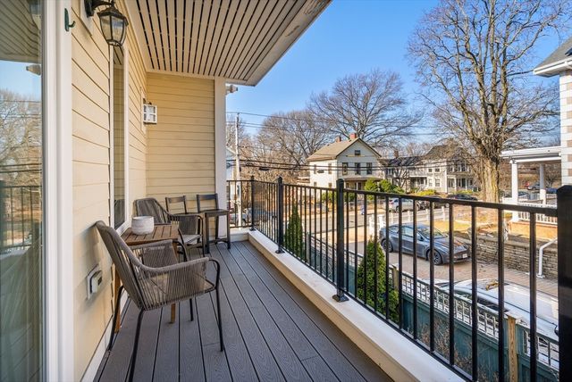 6 Ashland 2, Boston, MA 02122