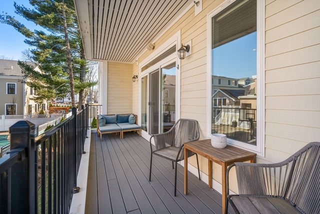 6 Ashland 2, Boston, MA 02122