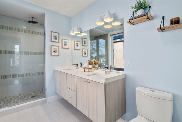 6 Ashland 2, Boston, MA 02122