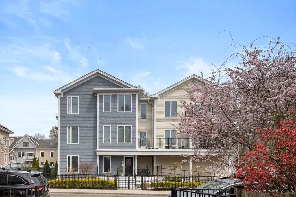 6 Ashland 2, Boston, MA 02122