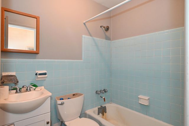 4231 Arbor Way, Palm Beach Gardens, FL 33410