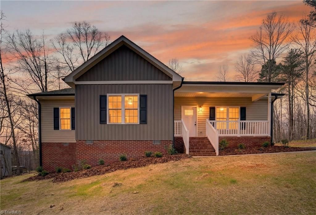 918 Freedom Trail, Asheboro, NC 27205
