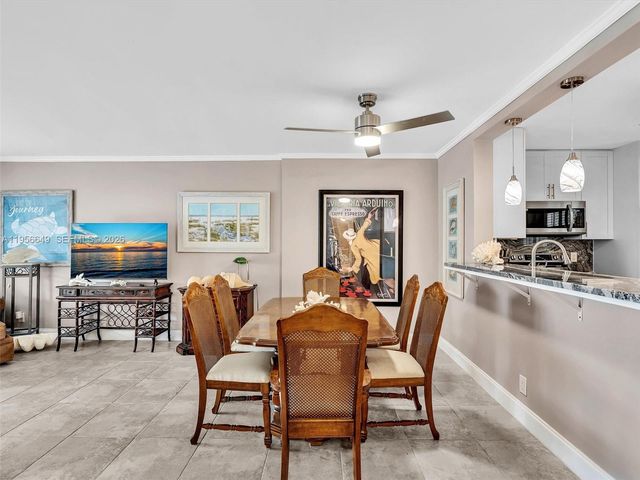 201 SE 11th Ter 303, Dania Beach, FL 33004