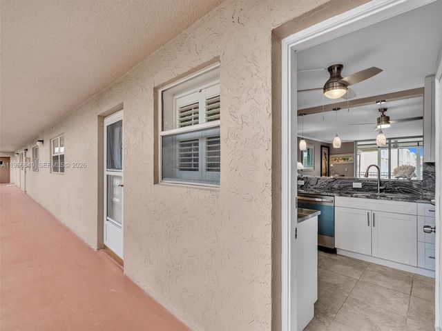 201 SE 11th Ter 303, Dania Beach, FL 33004
