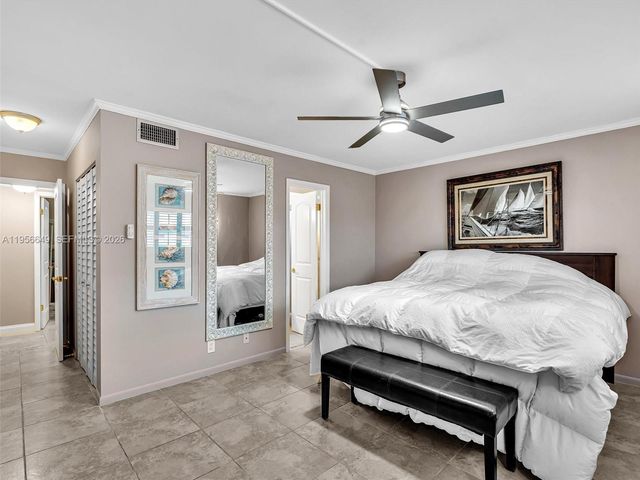 201 SE 11th Ter 303, Dania Beach, FL 33004