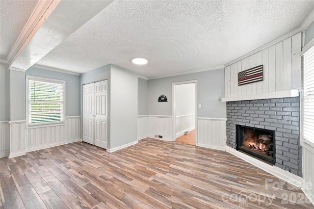 6142 King George Drive, Charlotte, NC 28213