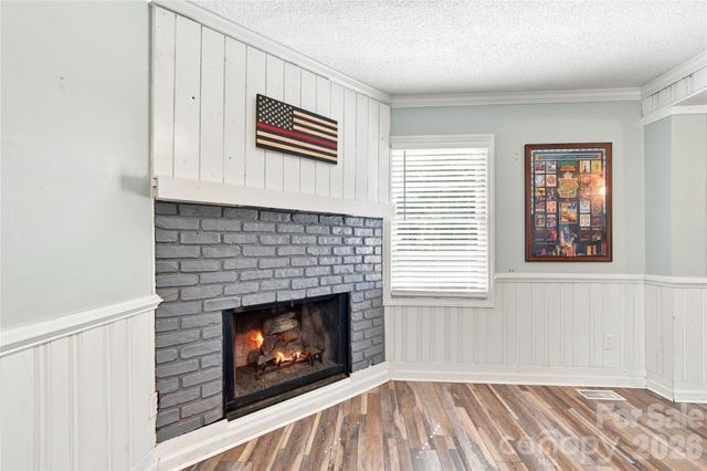 6142 King George Drive, Charlotte, NC 28213