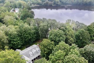 23 Pond Road, Ridgefield, CT 06877