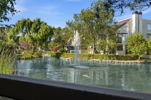 126 Shorebird Circle, Redwood City, CA 94065