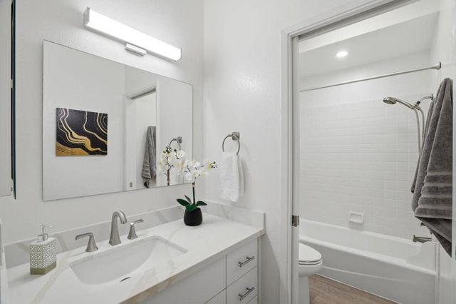 126 Shorebird Circle, Redwood City, CA 94065